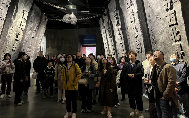 江岸区工委主题教育活动2_副本