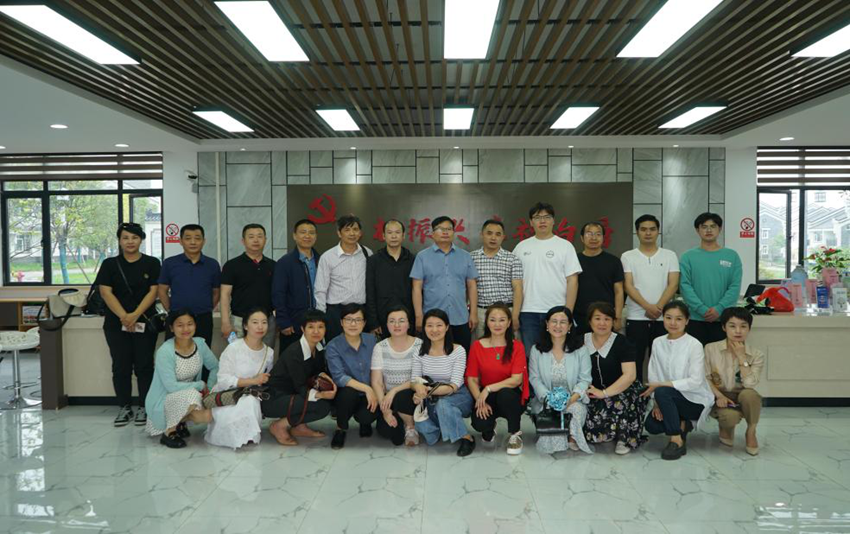 黄陂区工委参加主题调研活动_副本