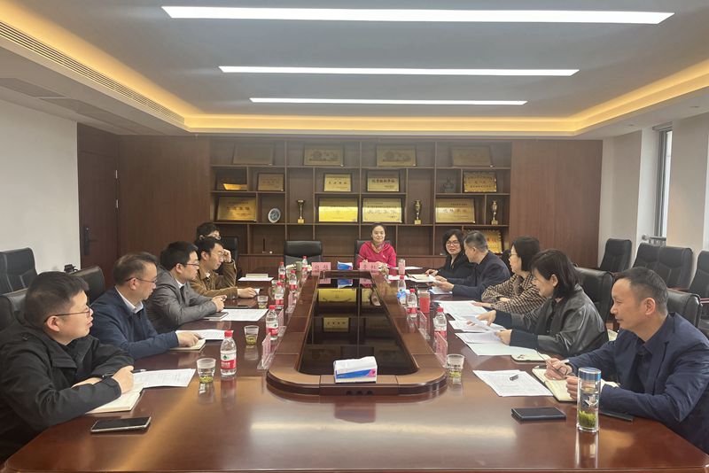 市委会参政议政专委会召开全体会议_副本